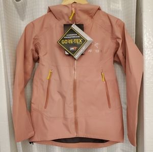 NWT Arc'teryx Gore-tex Shell